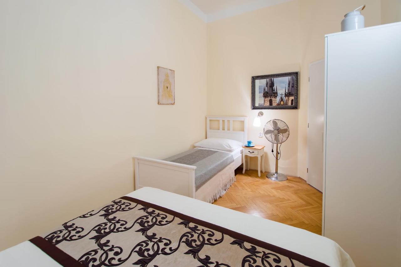 City Center Apartment Legerova Praha Bagian luar foto